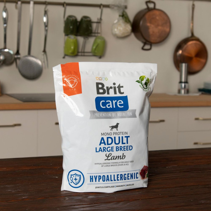 Сухой корм Brit Care Hypoallergenic для собак больших пород – при нежелательных реакциях, с ягненком, 1 кг