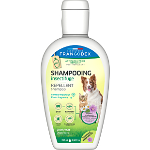 Шампунь-репеллент Laboratorie Francodex Repellent Shampoo Fresh Fragrance от блох и клещей для кошек и собак с гераниолом, аромат свежести, 250 мл